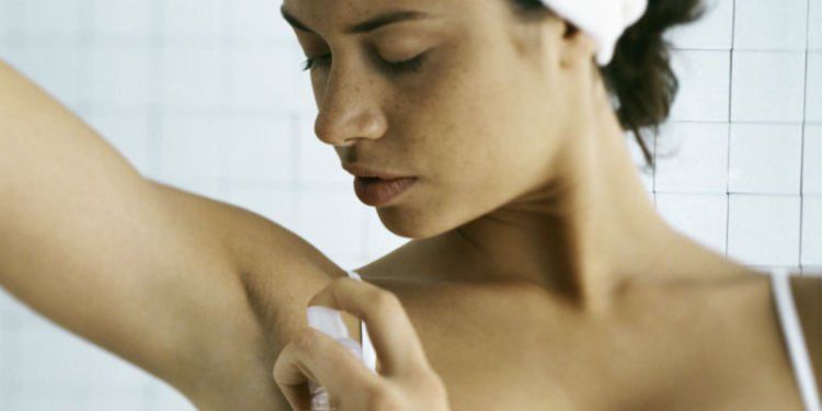 7 Kesalahan Saat Pakai Deodoran Ini Ternyata Fatal, Kamu Aja yang Nggak Sadar 15 Ini deodoran apa bukan?