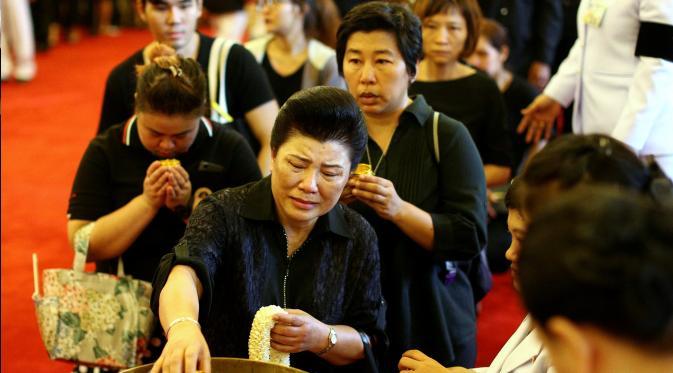 Thailand sedang meratap, Thailand sedang berduka