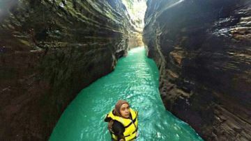 Kenalan Yuk Sama Little Green Canyon di Banten, Curug Putri Tahura yang Pesonanya Juara!