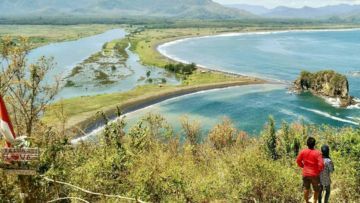 Destinasi Baru Jember, Teluk Cinta yang Kekinian. Kamu Harus Segera Kunjungi Sama Pasangan!