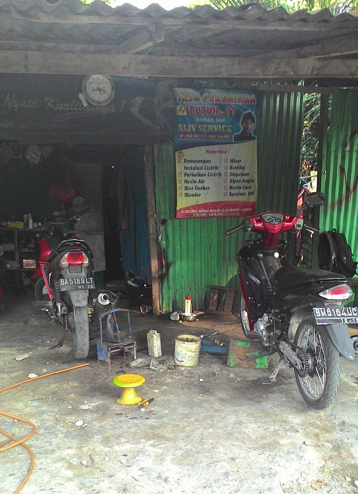 Untukmu yang Kuliah Sambil Kerja, Jangan Berkecil Hati dan Putus Asa!