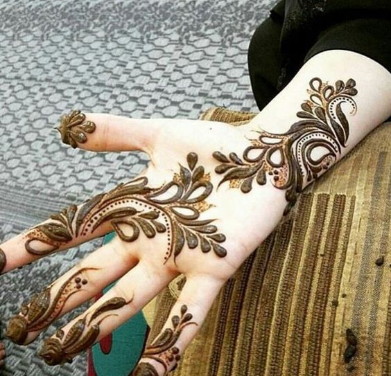 Motif Henna Pengantin yang Menyimpan Doa & Harapan 19 motif henna pengantin
