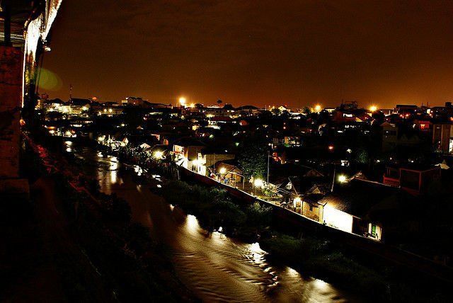 7 Angkringan di Jogja Ini Sayang untuk Dilewatkan. Sempatkan Mampir ke Sana ya! 4 pemandangan indah dari Angkringan Kali Code