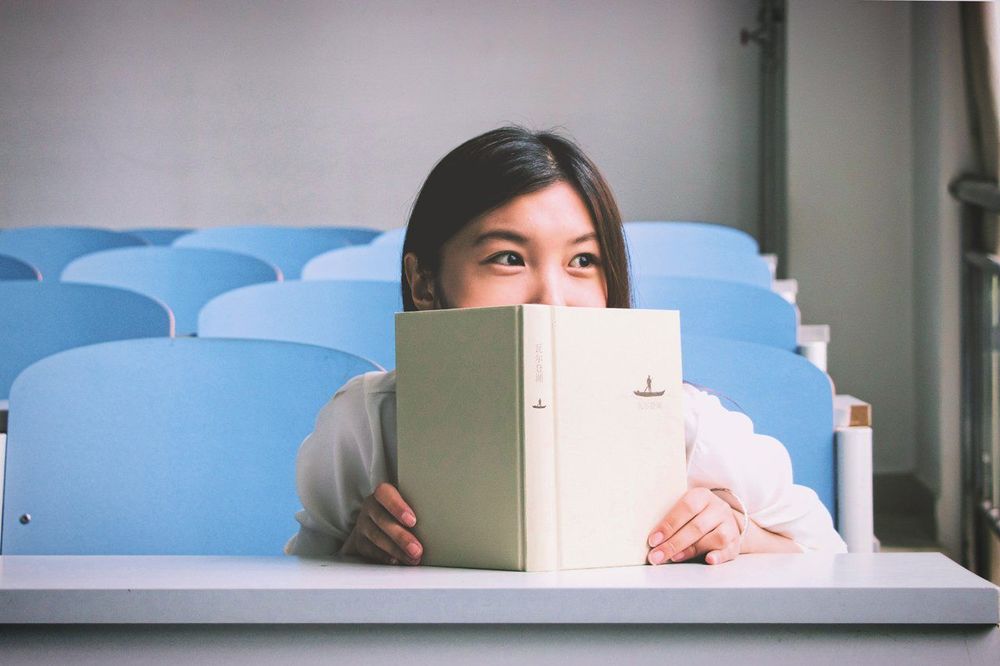 7 Alasan Kenapa Kamu Harus Mulai Menulis di Internet, Bukan Cuman Scrolling Gadget