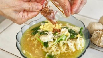 Misteri Terpecahkan! Ini Lho 7 Cara Masak Mi Instan Biar Enaknya Mirip Buatan Burjo