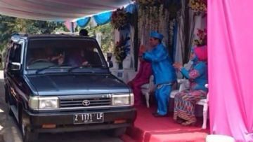 Pernikahan Drive Thru yang Nyata di Indonesia. Jelas Unik dan Berbeda, Kamu Mau Coba?