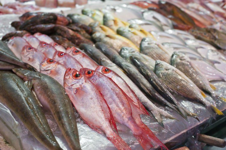 7 Makanan Ini Berpotensi Bikin Bau Kentutmu Makin Menjadi-jadi. Sebaiknya Hindari! 16 ganti ikan atau ayam