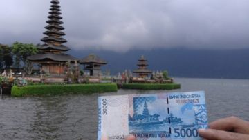Traveling Gaya Baru: Buka Dompet dan Nikmati Pemandangan di Selembar Uang Kertasmu