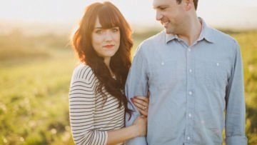 Cinta Saja Nggak Cukup Membuat Hubunganmu Bertahan, 7 Hal Ini Lebih Penting Kamu Lakukan