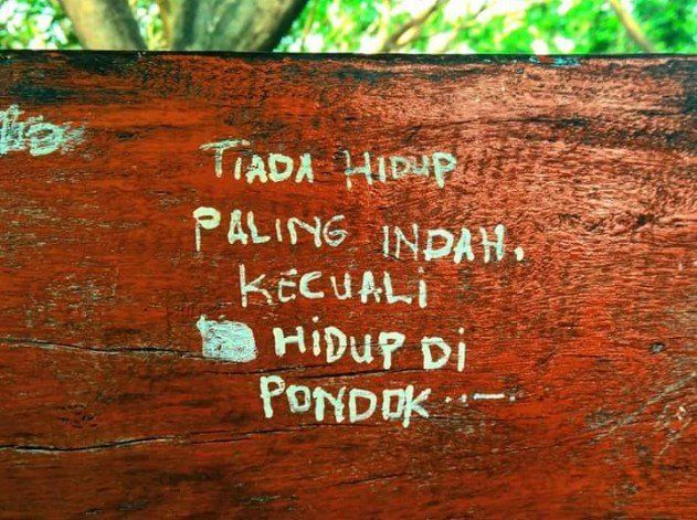 Kamu Santri? 11 Pengalaman Berikut Ini Pasti Pernah Kamu Jalani Saat Berada di Penjara Ilahi