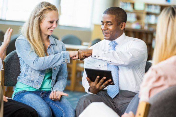 Suka atau Tidak Suka, 5 Tipe Guru Ini akan Kamu Temui di Sekolah