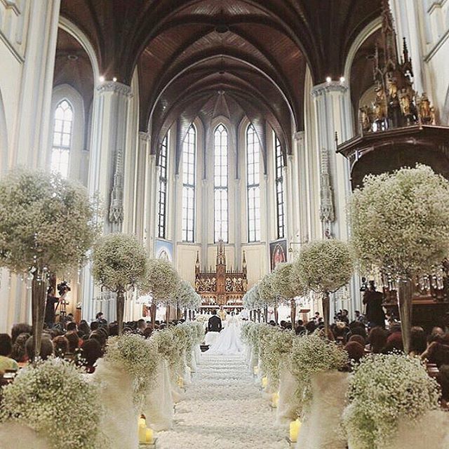 baby's breath di nikahan Sandra dewi