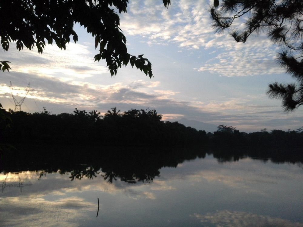 Danau Kemuning, Surga Tersembunyi di Sudut Kabupaten Bogor yang Harus Wajib Kunjungi