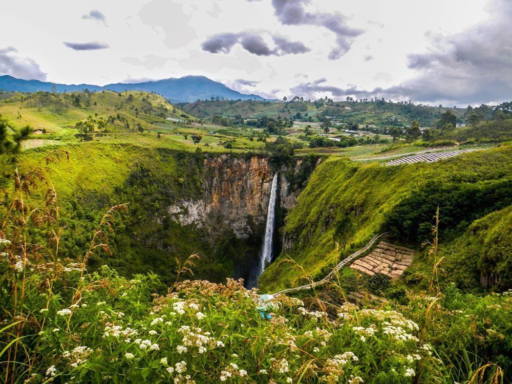 Ini 5 Tempat Wisata yang Wajib Kalian Kunjungi saat di Medan! 4 Ini 5 Tempat Wisata yang Wajib Kalian Kunjungi saat di Medan!