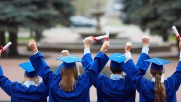Jadi Mahasiswa, Apakah Akan Seperti Melewati Masa Puber Lagi?