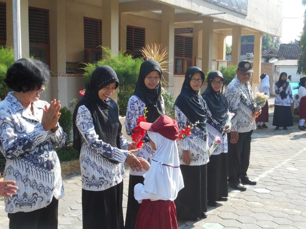 Perbedaan Guru Jaman dulu  dan Sekarang Pendidikan