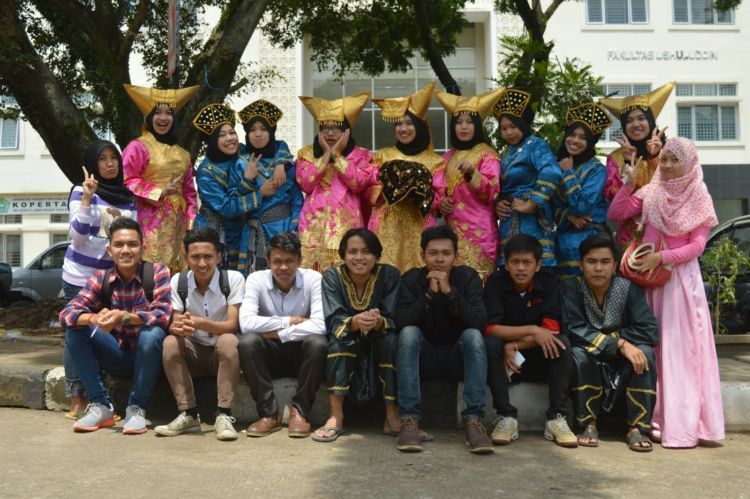 Mahasiswa Minang.