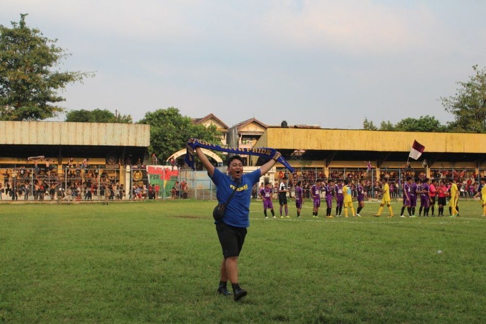 7 Alasan Kenapa Suporter Sepakbola Indonesia Adalah Calon Imam Terbaik untukmu