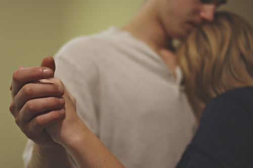 Buat Kamu yang Lagi Baper, 7 Lagu Kahitna Ini Cocok Buat Kamu!