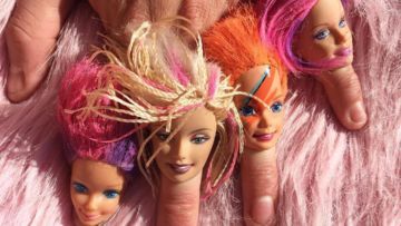 15 Pilihan Cincin Barbie yang Sedang Hangat Dibicarakan. Lucu Apa Malah Seram Ya?