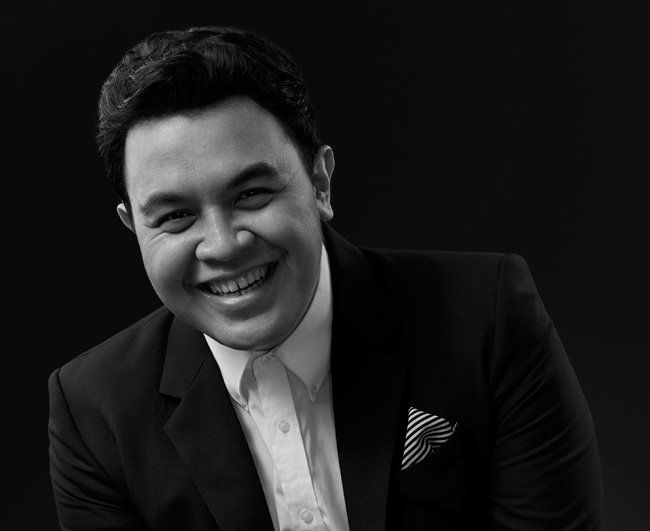 Tulus, penyanyi muda berbakat berdarah Minangkabau.