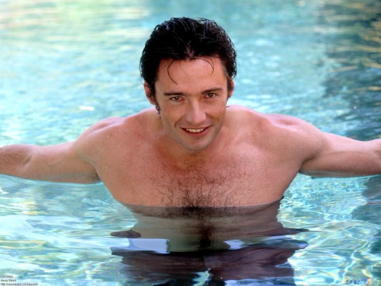 Kriteria Cowok Seksi Ternyata Berbeda Tiap Tahun, Cek Aja 11 Pria Terseksi Versi Majalah People Ini 14 hugh_jackman_in_the_pool_1600x1200
