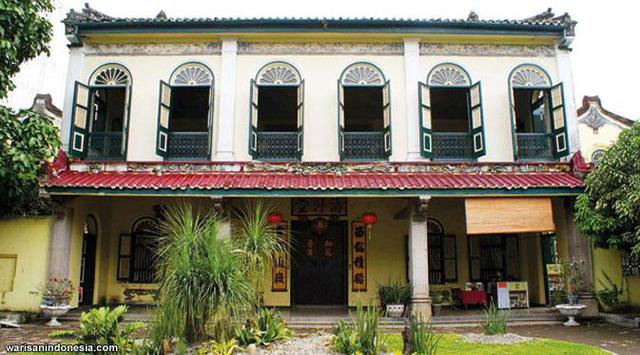 Ini 5 Tempat Wisata yang Wajib Kalian Kunjungi saat di Medan! 1 Ini 5 Tempat Wisata yang Wajib Kalian Kunjungi saat di Medan!