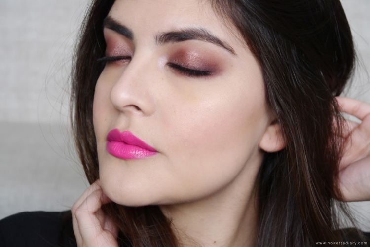 Biar Nggak Salah, Ini Nih Cara Terbaik Memilih Lipstik Sesuai Karaktermu! 21 pink cerah