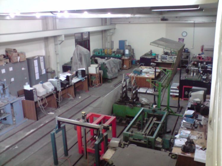 lab mesin.