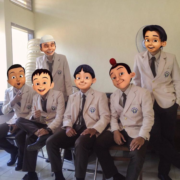 Upin Ipin udah kuliah