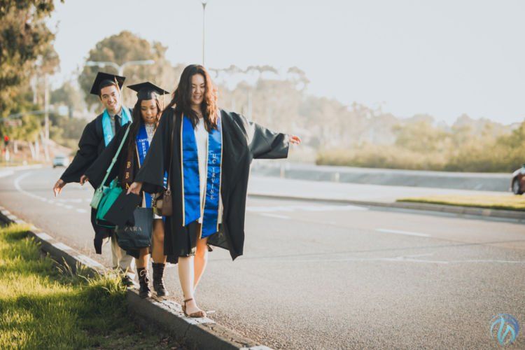 selesai wisuda kamu akan dikejar-kejar pertanyaan yang sama