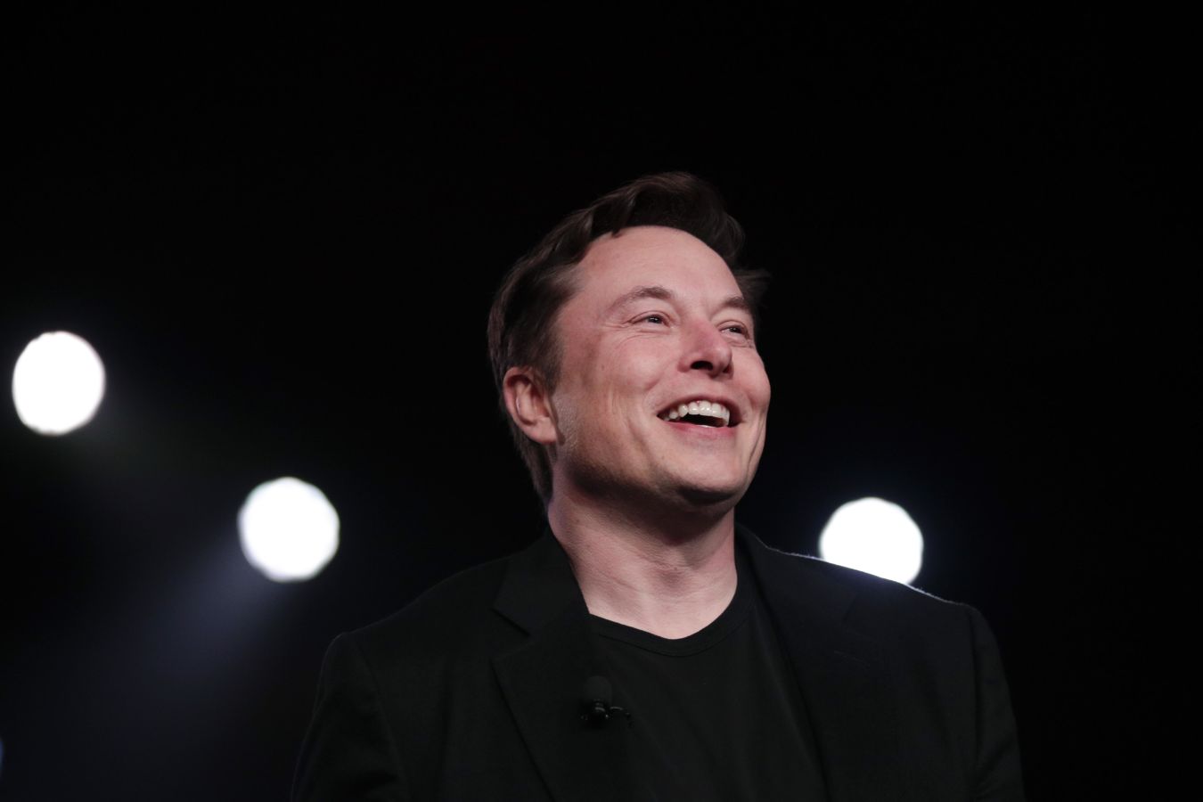 Kisah Sukses Elon Musk, dari Korban Bully Sampai jadi Orang Terkaya di Dunia