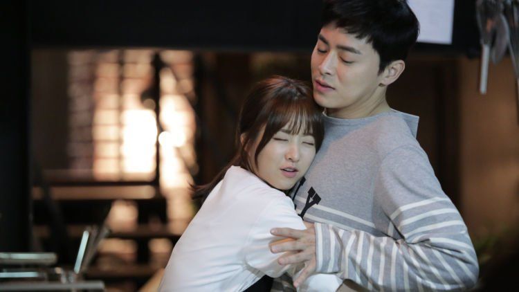 10 Ahjussi Ganteng yang Lahir di Tahun 80-an Awal Tapi Wajah dan Senyumnya Masih Rasa Oppa 90-an