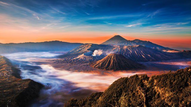 Panduan Budget Bulan Madu di 5 Destinasi Indah di Indonesia. Nuansa Romantis Sama Pasangan Ada Harganya!