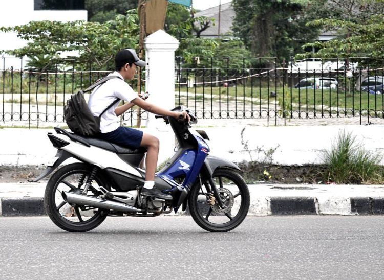 apa cuma buat gaya-gayaan?