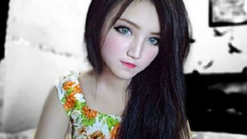 Manusia Barbie Asli Tanpa Operasi Ini Ternyata Ada di Indonesia, Wajahnya Kinclong Persis Boneka!
