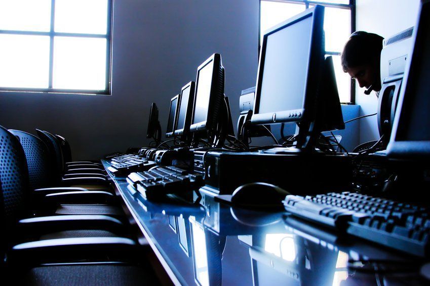Keuntungan Penggunaan Data Center Bagi Perusahaan Ini Bikin Kamu Paham Betapa Pentingnya IT