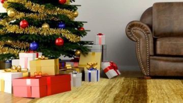 Lagu Natal Selalu Megingatkanku Tentang Rumah, Bapak dan Ibu