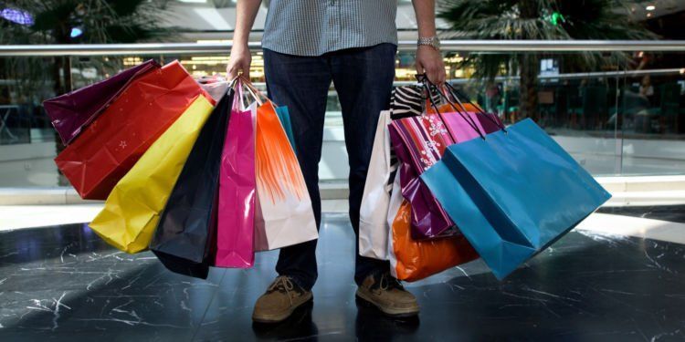 bilangnya sih: mumpung lagi diskon
