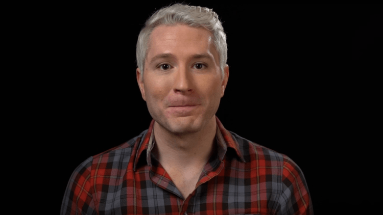 Owl City Beri Kado Natal Gratis ke Penggemar