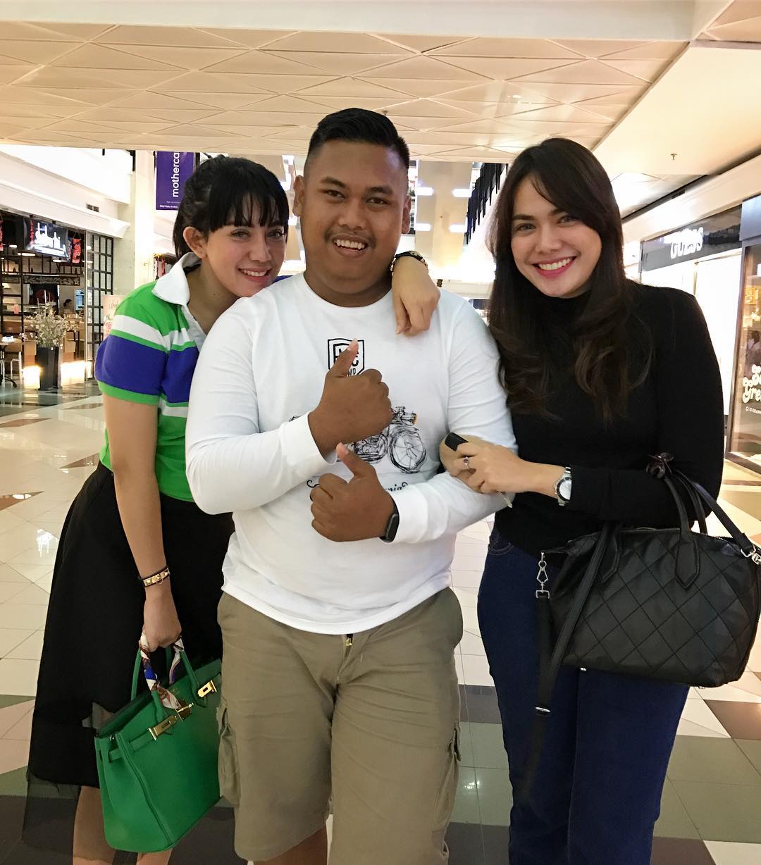 Jadi rebutan? Cuma Ajudan Pribadi yang bisa!