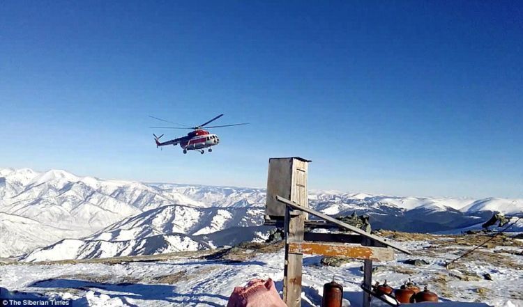 tisunya dikirim pake heli
