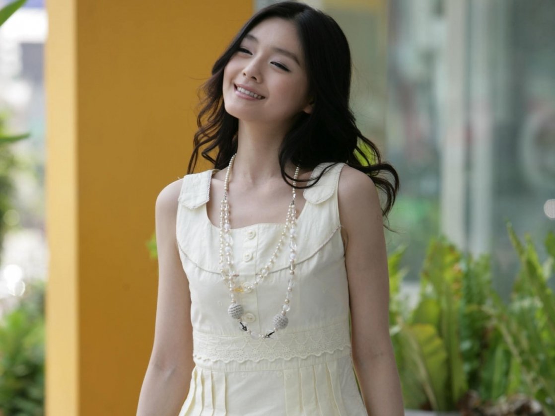 Umur segini aja masih cantik...