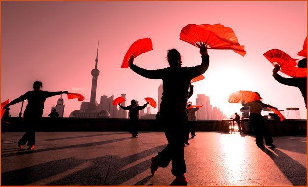 siapapun pasti akan optimis kalau jalur sutera modern ini bisa berhasil dan menguntungkan