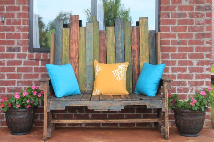 10 Inspirasi Interior Cantik Minimalis yang Nggak Habiskan Uang. Rumah Homy Bukan Lagi Impian 24 cari yang warna-warni