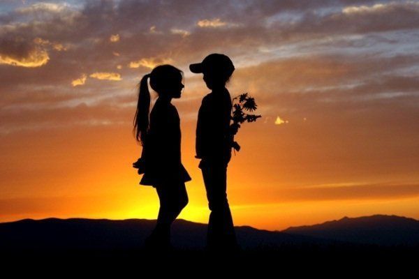 Intuisiku Telah Berhasil Membawaku Kepadamu; Berawal Dari Sebuah Kencan Daring yang Tak Ku Sangka