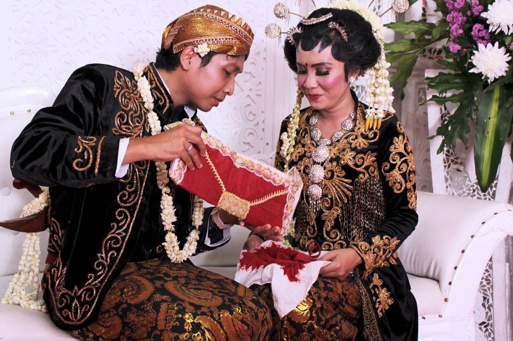 Pernikahan itu bukan masalah maharnya!
