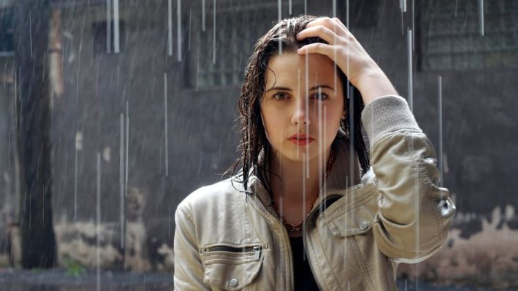 9 Tanda Bahwa Kamu Seorang Pluviophile; Penyuka Hujan dan Penikmat Kesendirian