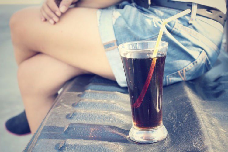 minum soda jangan terlalu sering