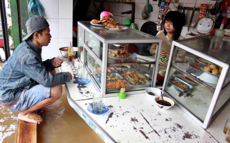 warteg jadi penggerak ekonomi yang penting